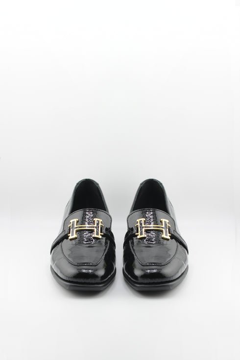 DFC Relax Leather Loafers with Metal Accent